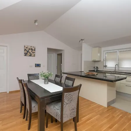 Apartmanhotel Naja *