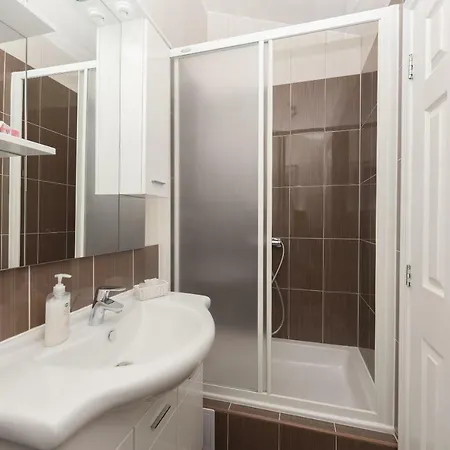Apartmanhotel Naja Makarska