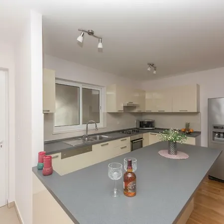 Naja Apartmanhotel