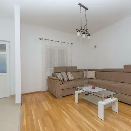 Apartmanhotel Naja